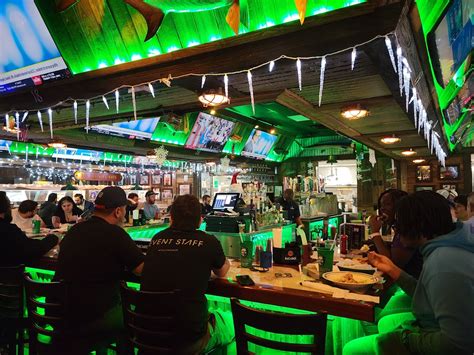 flanigans seafood bar|More.